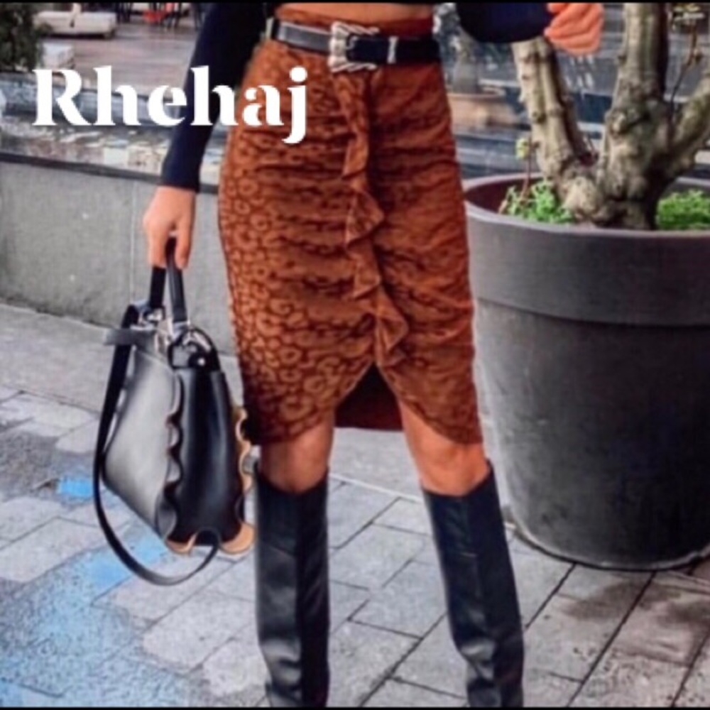 (Zara) Animal print pencil skirt